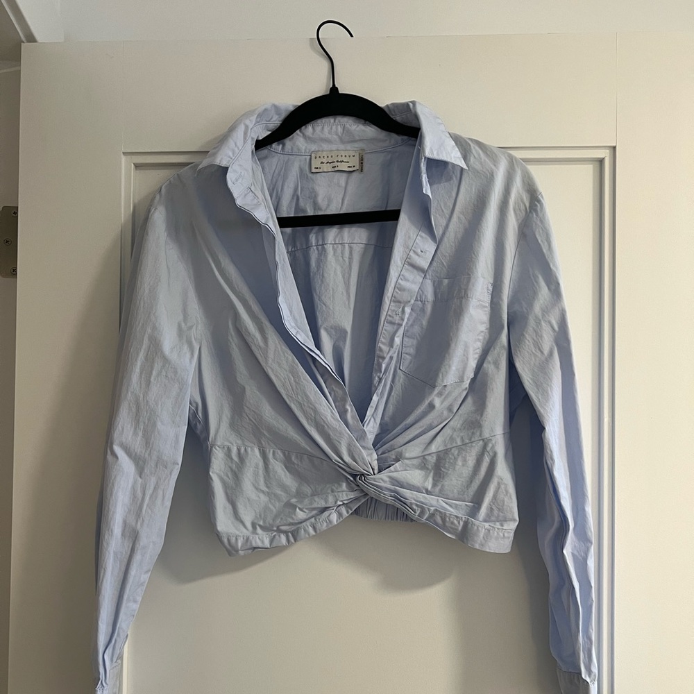 Blue twist crop collared shirt